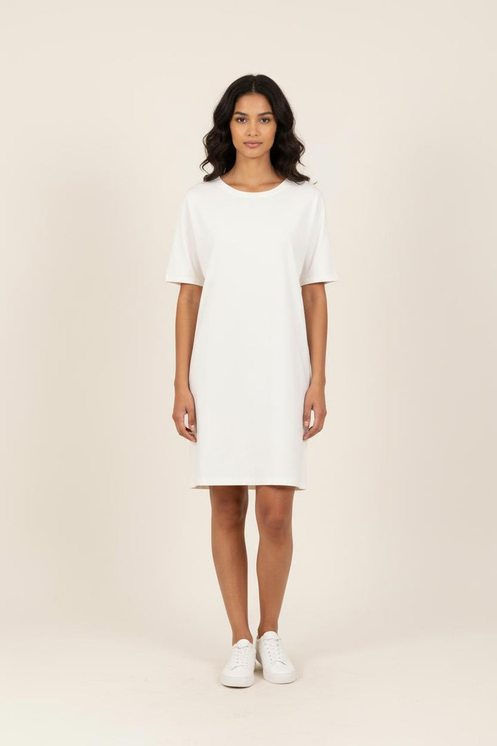 Robe Courte Blanche - Taille M/38 de la marque Majestic Filatures | PARAD71331 - Vendu par Paradigme - Image 1