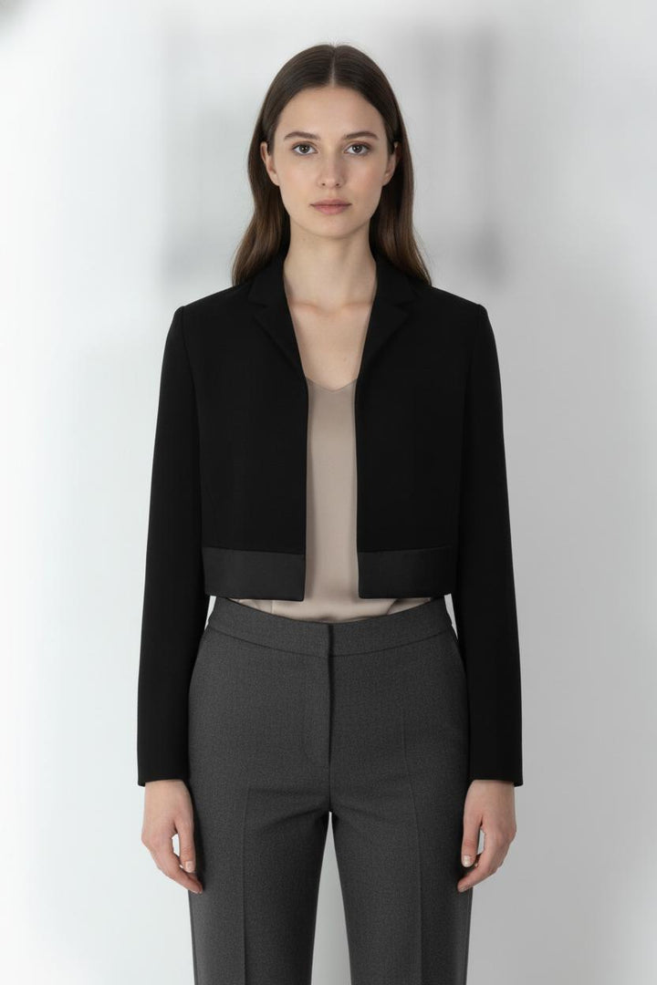 Veste Courte Noire - Taille L/40 de la marque Comptoir des Cotonniers | PARAD71376 - Vendu par Paradigme - Image 1
