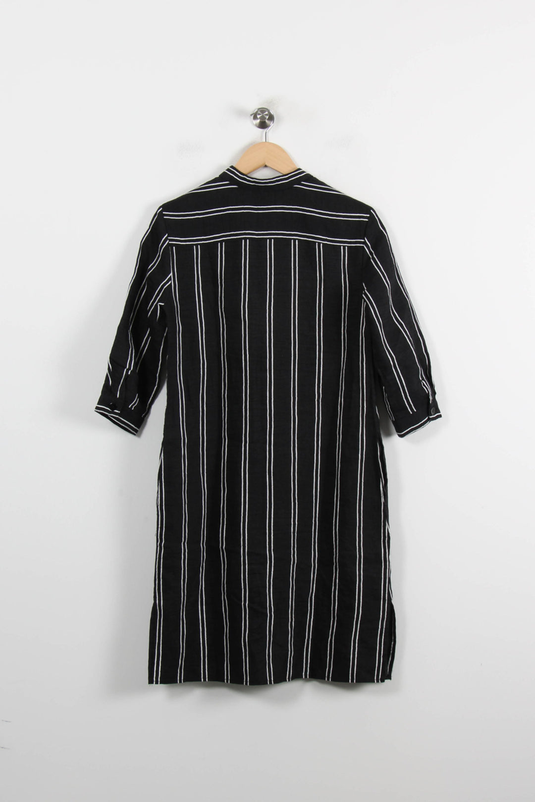 Robe Chemise Noire et Blanche - Taille S/36 de la marque La Fée Maraboutée | PARAD71908 - Vendu par Paradigme - Image 4