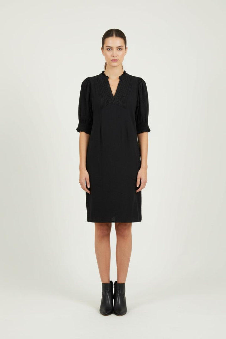 Robe Courte Noire - Taille S/36 de la marque Maison 123 | PARAD72002 - Vendu par Paradigme - Image 1