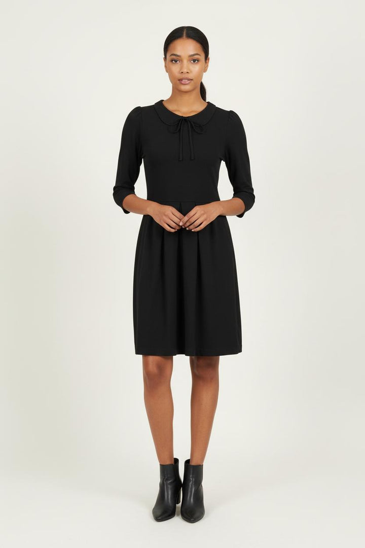 Robe Courte Noire - Taille S/36 de la marque Sandro | PARAD72174 - Vendu par Paradigme - Image 1