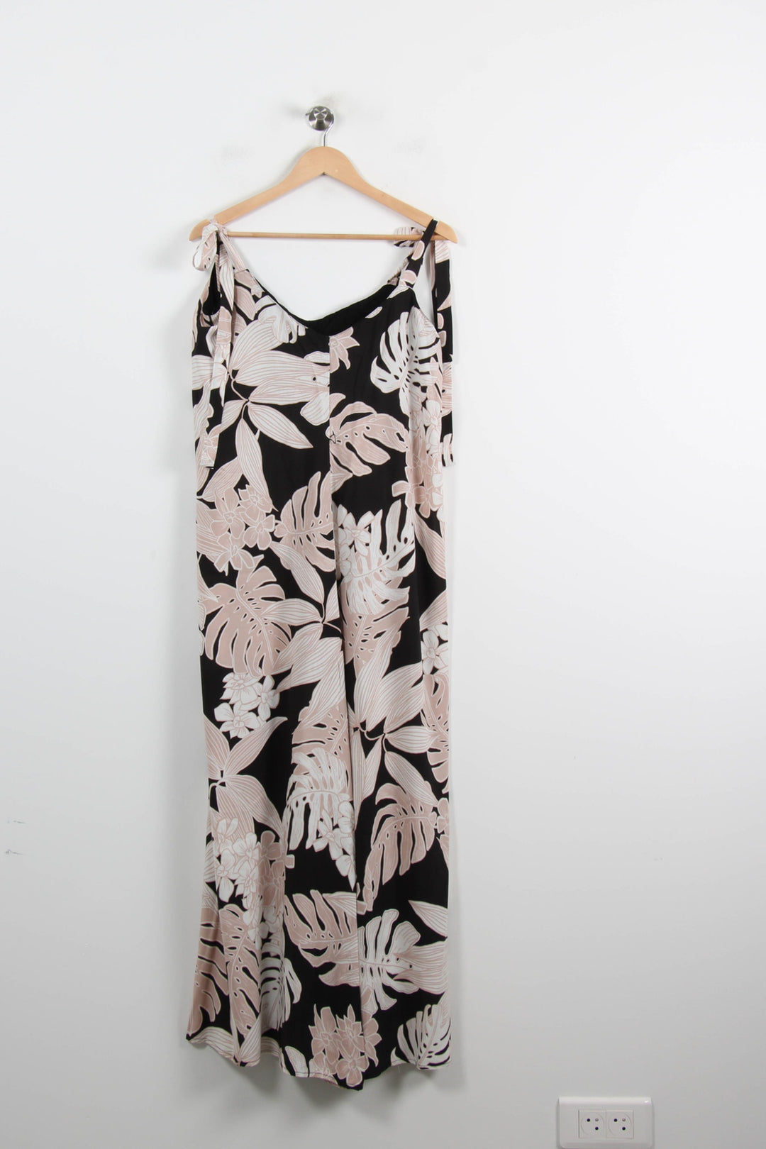 Robe Longue Noire et Beige - Taille XL/42 de la marque La Fée Maraboutée | PARAD72263 - Vendu par Paradigme - Image 4