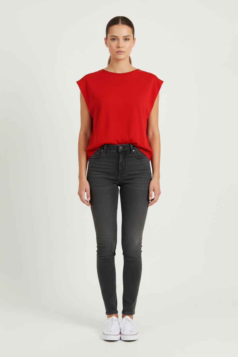 Pull Rouge - Taille M/38 de la marque La Fée Maraboutée | PARAD72439 - Vendu par Paradigme - Image 1