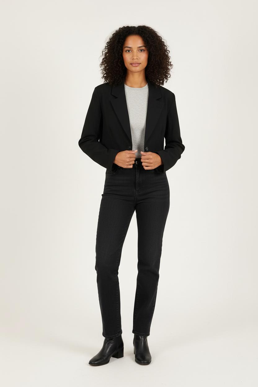 Veste Courte Noire - Taille M/38 de la marque Bérénice | PARAD72649 - Vendu par Paradigme - Image 1