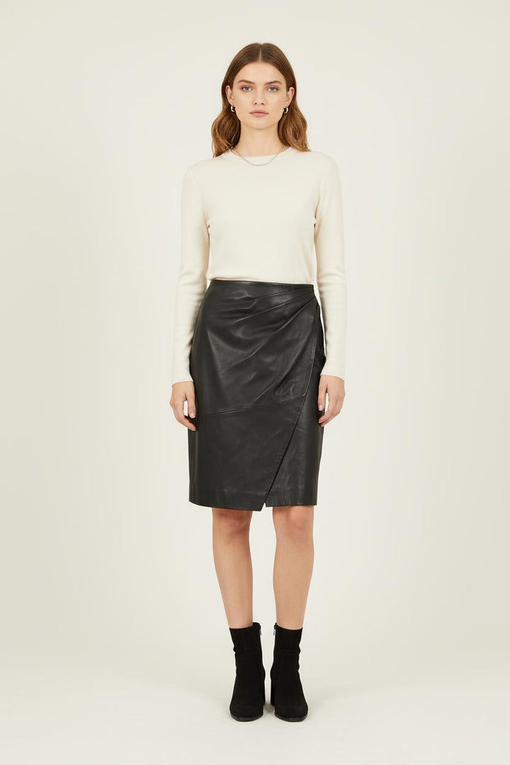 Jupe Courte Noire - Taille S/36 de la marque Bérénice | PARAD72676 - Vendu par Paradigme - Image 1