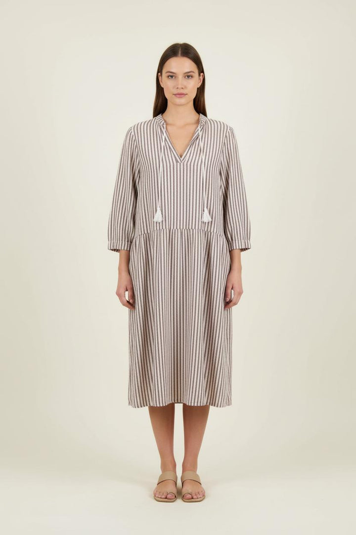 Robe Rayée Marron et Beige - Taille L/40 de la marque La Fée Maraboutée | PARAD72813 - Vendu par Paradigme - Image 1