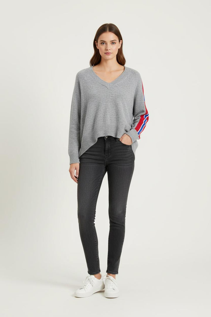 Pull Gris et Rouge - Taille M/38 de la marque Sandro | PARAD73022 - Vendu par Paradigme - Image 1