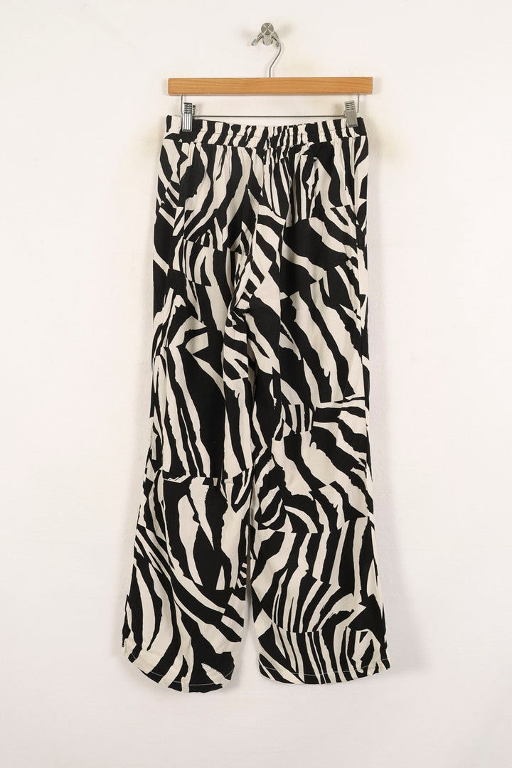 Pantalon Noir et Blanc - Taille M/38 de la marque La Fée Maraboutée | PARAD73120 - Vendu par Paradigme - Image 4