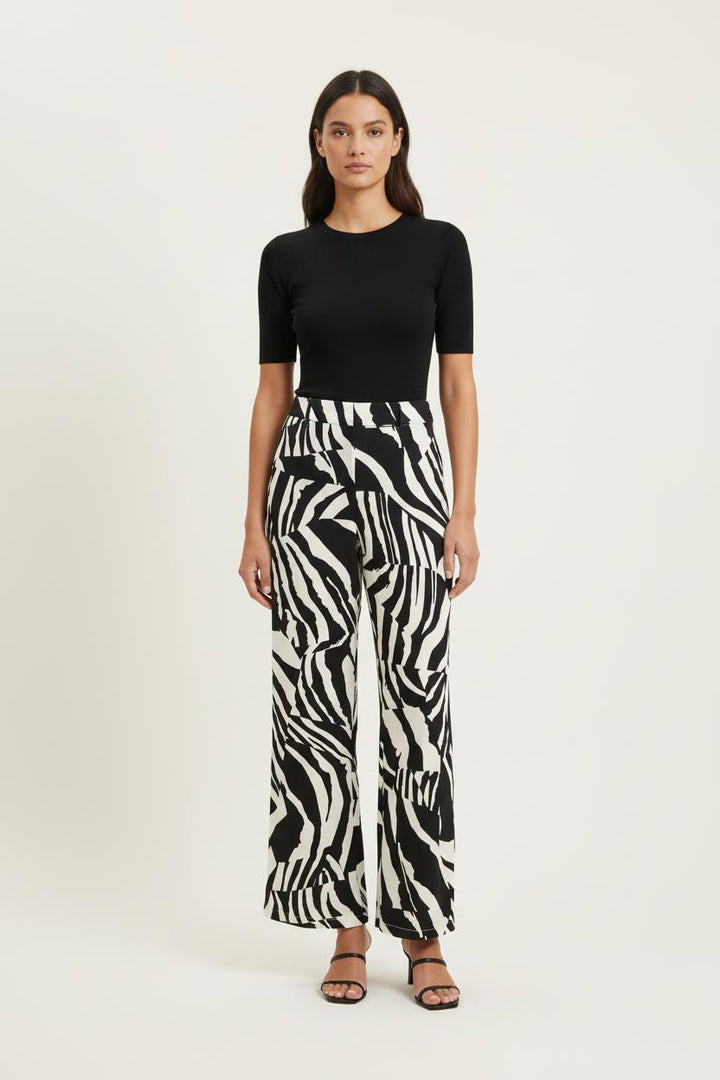 Pantalon Noir et Blanc - Taille M/38 de la marque La Fée Maraboutée | PARAD73120 - Vendu par Paradigme - Image 1