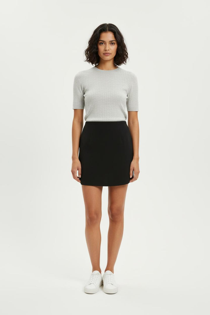 Jupe Courte Noire - Taille S/36 de la marque Karl Marc John | PARAD73143 - Vendu par Paradigme - Image 1