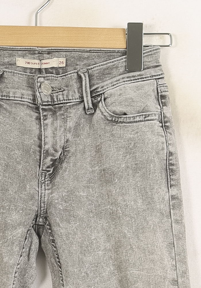 Jean Skinny Gris - Taille S/36 de la marque Levi's | PARAD73220 - Vendu par Paradigme - Image 3