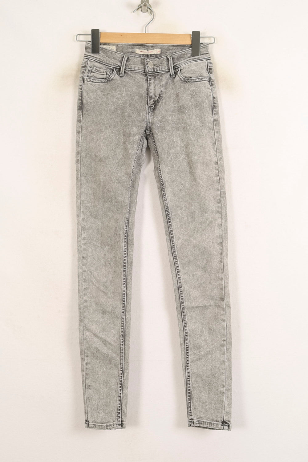Jean Skinny Gris - Taille S/36 de la marque Levi's | PARAD73220 - Vendu par Paradigme - Image 2