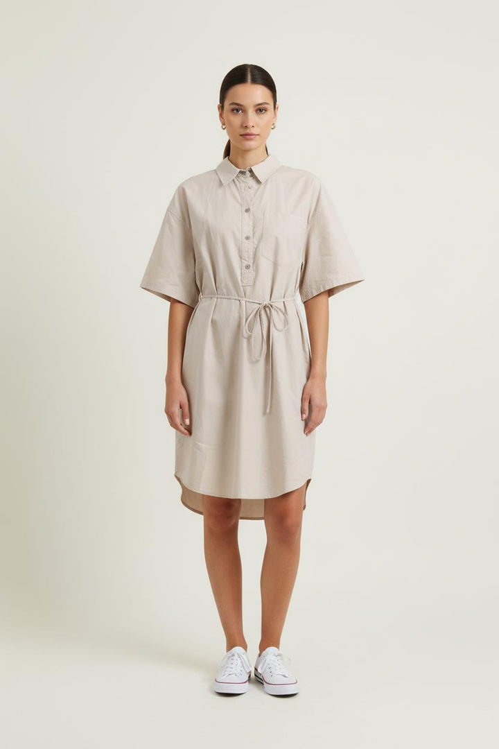 Robe Chemise Beige - Taille XS/34 de la marque American Vintage | PARAD73757 - Vendu par Paradigme - Image 1
