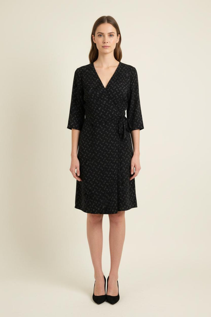 Robe Portefeuille Noire - Taille L/40 de la marque IKKS | PARAD73771 - Vendu par Paradigme - Image 1