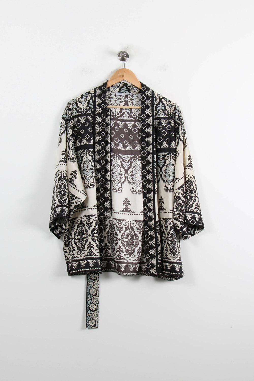 Kimono Noir et Blanc - Taille M/38 de la marque Gerard Darel | PARAD73834 - Vendu par Paradigme - Image 2