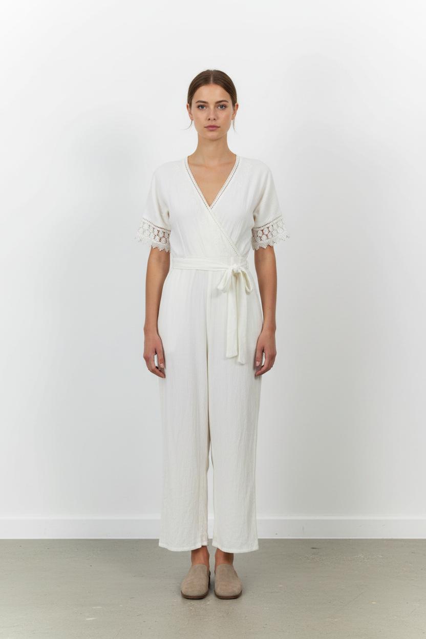 Combinaison Blanche - Taille S/36 de la marque Louise Misha | PARAD75227 - Vendu par Paradigme - Image 1