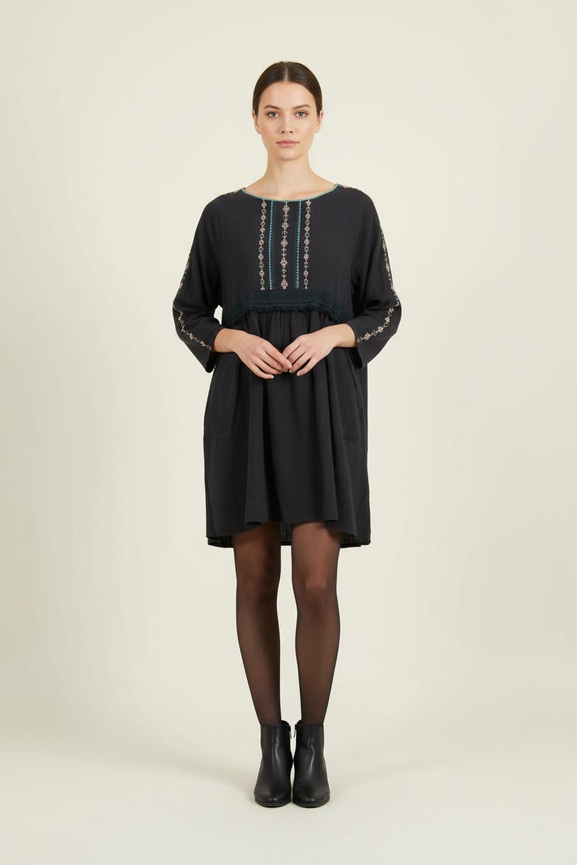 Robe Courte Noire - Taille S/36 de la marque Louise Misha | PARAD75266 - Vendu par Paradigme - Image 1