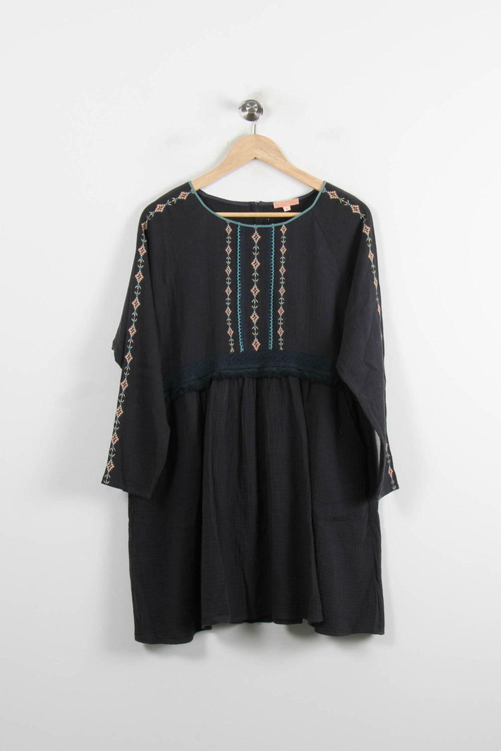 Robe Courte Noire - Taille S/36 de la marque Louise Misha | PARAD75266 - Vendu par Paradigme - Image 2