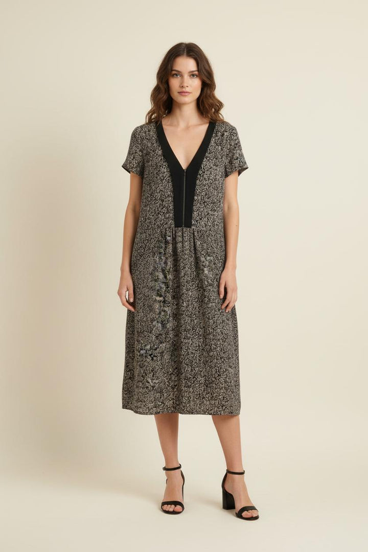 Robe Midi Noire et Blanche - Taille M/38 de la marque IKKS | PARAD75392 - Vendu par Paradigme - Image 1