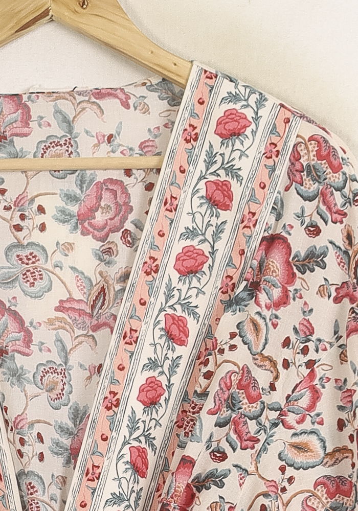Robe Kimono Blanche et Rose - Taille XS/34 de la marque Louise Misha | PARAD75636 - Vendu par Paradigme - Image 3