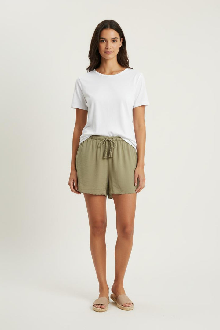 Short Vert - Taille M/38 de la marque Louise Misha | PARAD75703 - Vendu par Paradigme - Image 1