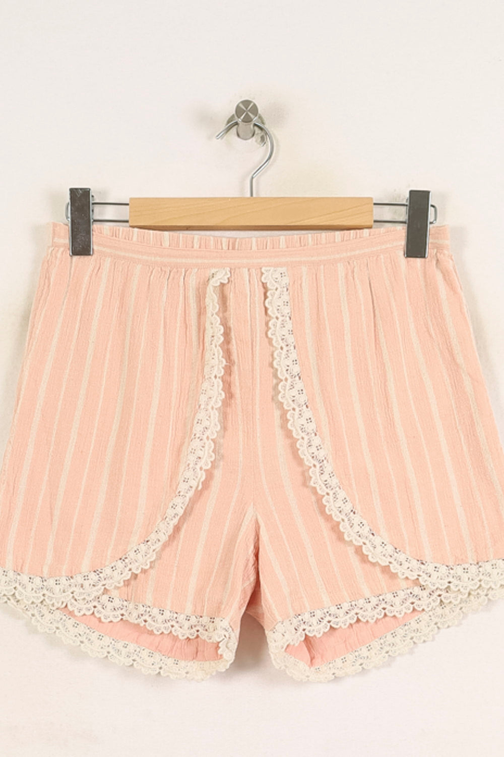 Short Rose et Blanc - Taille L/40 de la marque Louise Misha | PARAD75709 - Vendu par Paradigme - Image 2