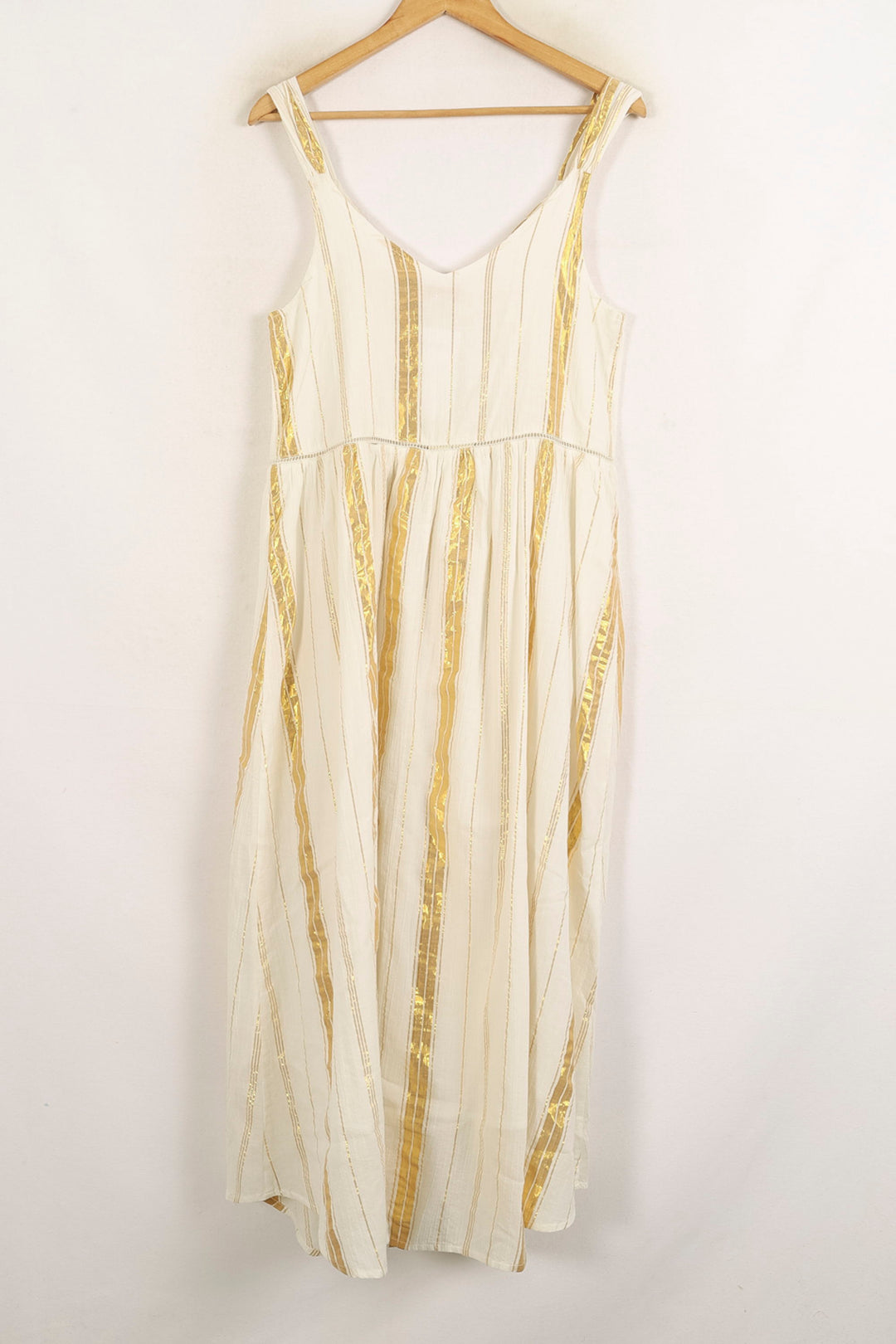 Robe Longue Blanche et Dorée - Taille M/38 de la marque Louise Misha | PARAD75718 - Vendu par Paradigme - Image 4