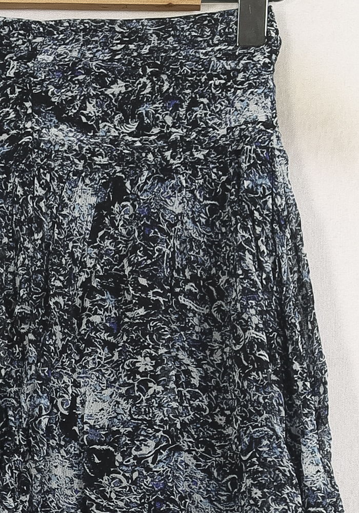 Jupe Plissée Bleue et Blanche - Taille XS/34 de la marque Bérénice | PARAD75788 - Vendu par Paradigme - Image 3