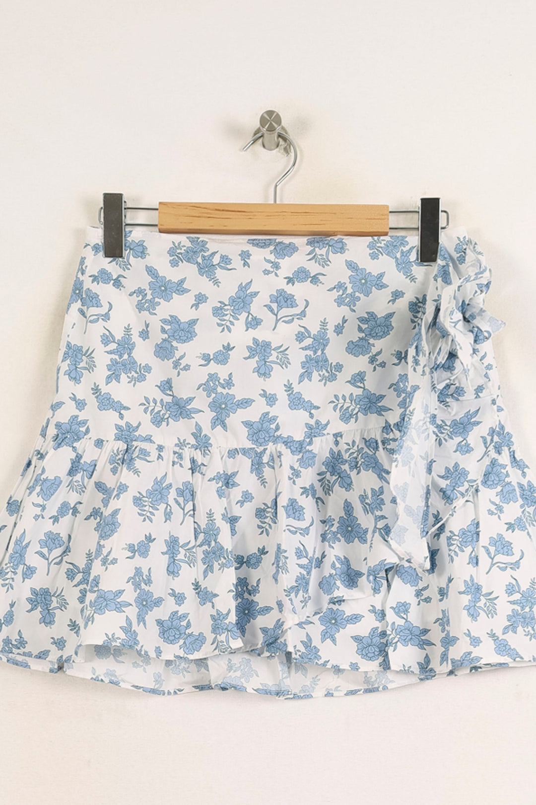 Jupe Portefeuille Blanche et Bleue - Taille L/40 de la marque Claudie Pierlot | PARAD75859 - Vendu par Paradigme - Image 2