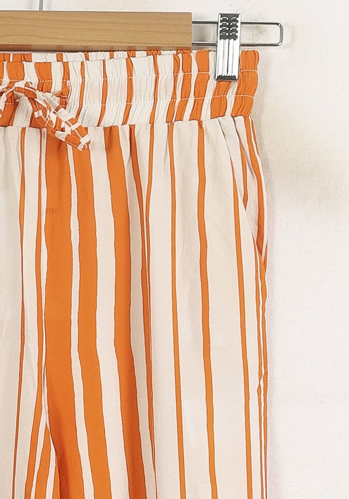 Pantalon Large Orange et Blanc - Taille S/36 de la marque La Fée Maraboutée | PARAD75923 - Vendu par Paradigme - Image 3