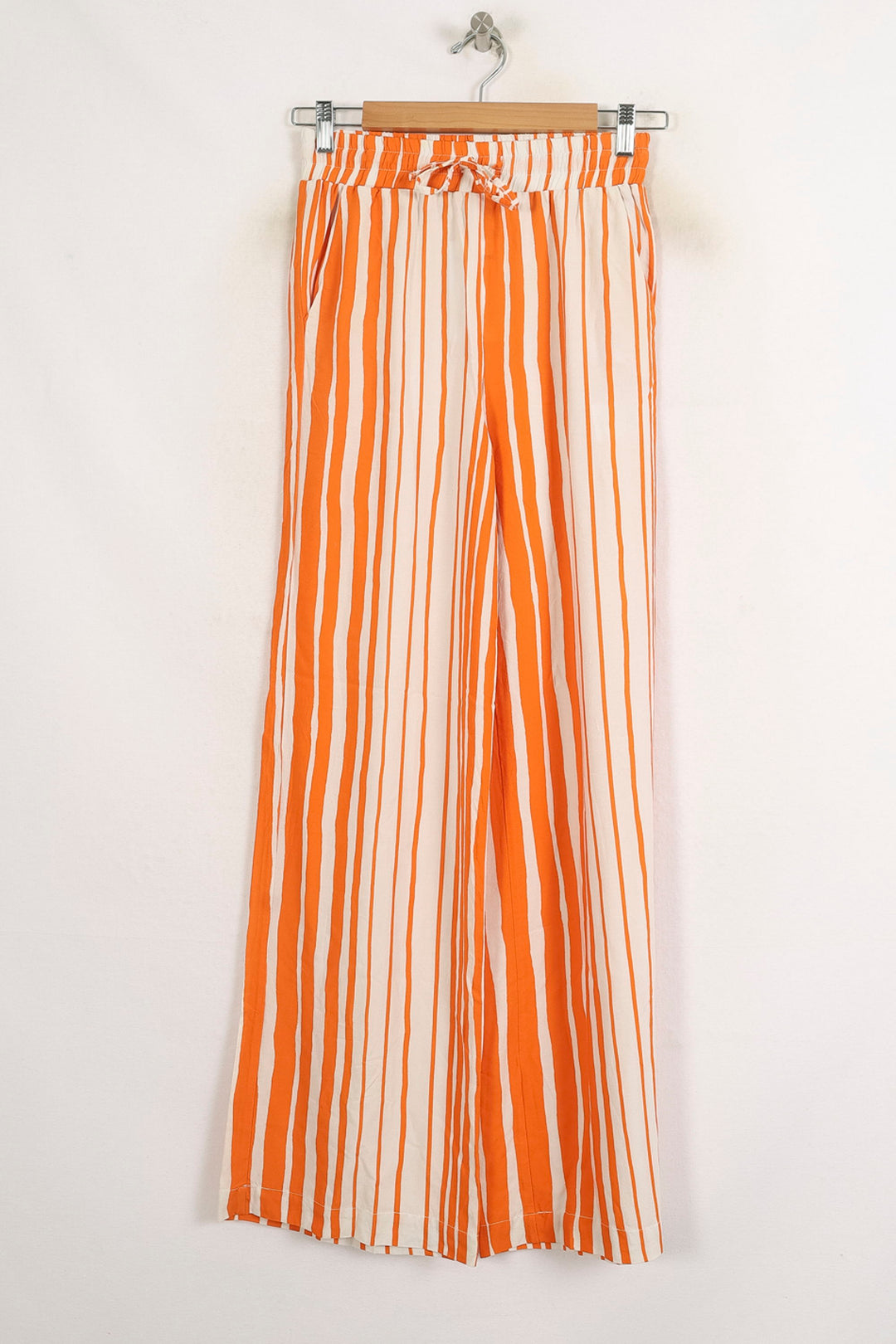 Pantalon Large Orange et Blanc - Taille S/36 de la marque La Fée Maraboutée | PARAD75923 - Vendu par Paradigme - Image 2