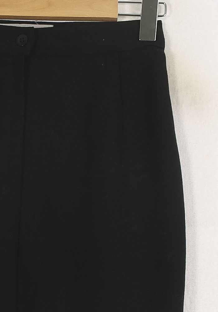 Jupe Droite Noire - Taille XXS/32 de la marque Max Mara | PARAD75982 - Vendu par Paradigme - Image 3