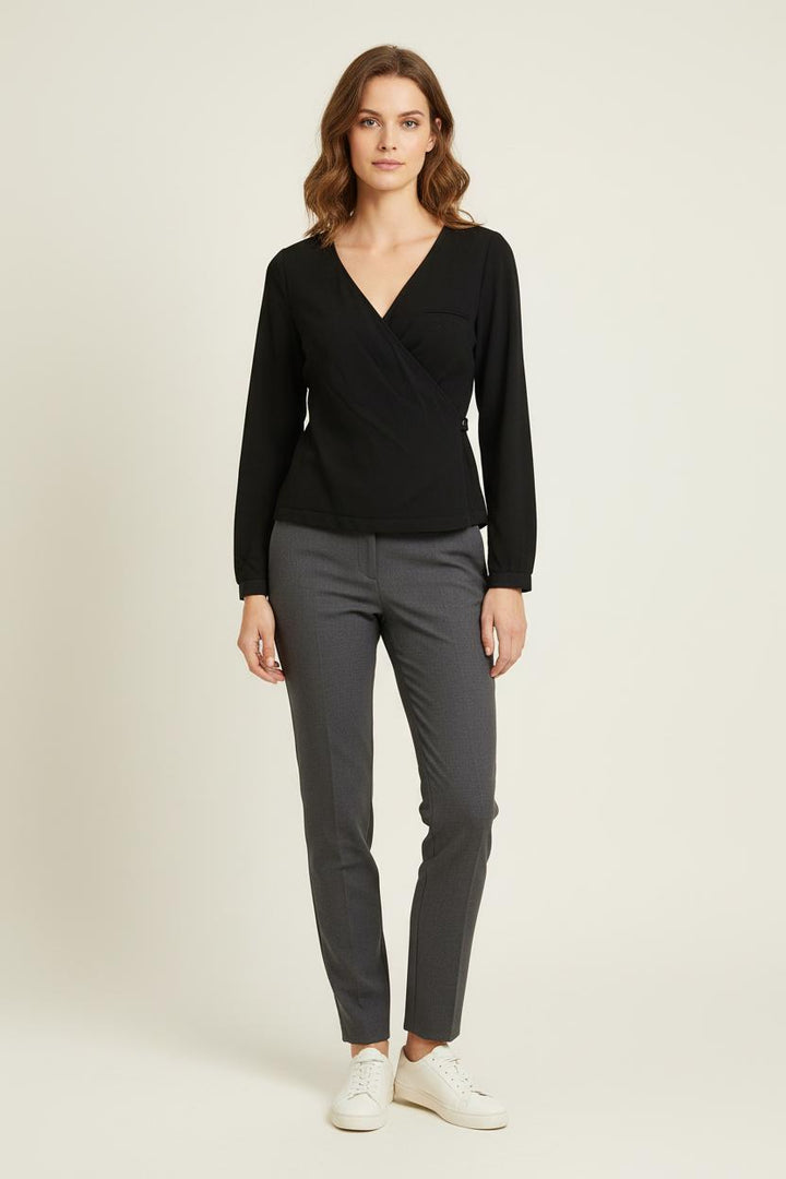 Blouse Noire - Taille S/36 de la marque ba&sh | PARAD75983 - Vendu par Paradigme - Image 1