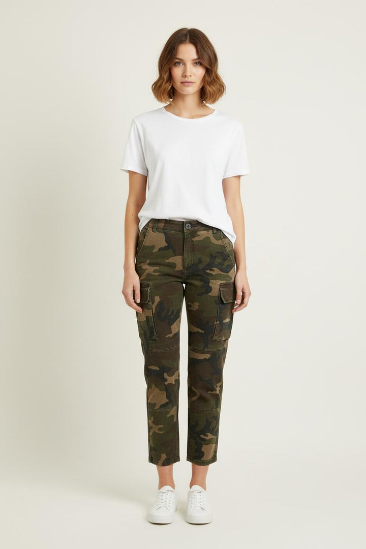 Pantalon Cargo Camouflé Multicolore - Taille L/40 de la marque Maje | PARAD76010 - Vendu par Paradigme - Image 1