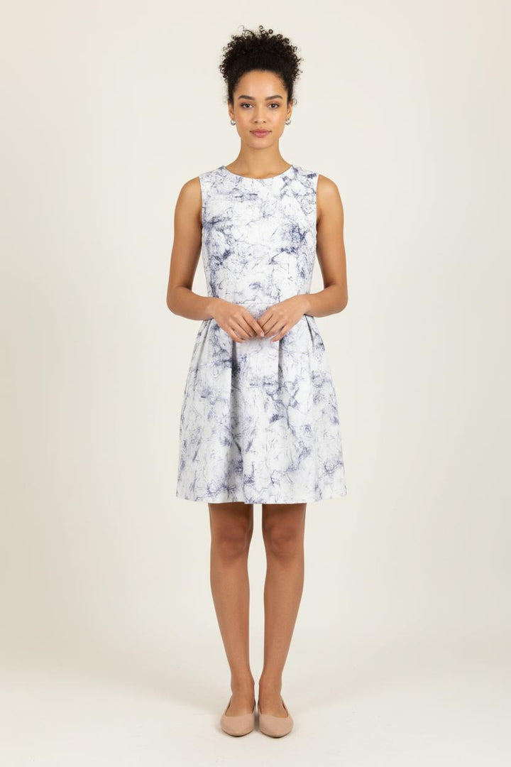 Robe Sans Manches Blanche et Bleue - Taille L/40 de la marque FRNCH | PARAD76463 - Vendu par Paradigme - Image 1