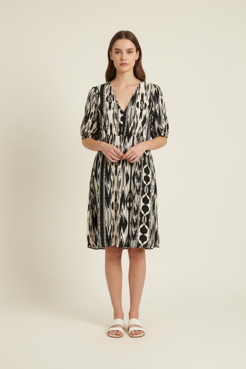 Robe Noire et Blanche - Taille S/36 de la marque La Fée Maraboutée | PARAD76843 - Vendu par Paradigme - Image 1
