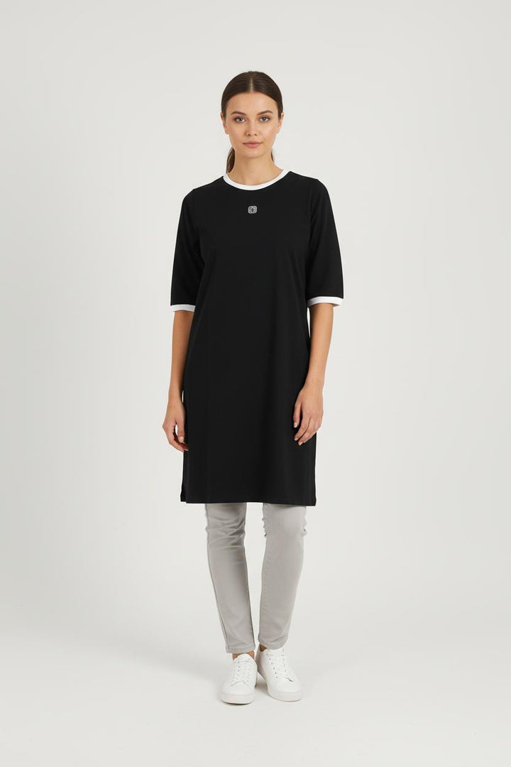 Robe T-shirt Noire et Blanche - Taille S/36 de la marque Ines de la Fressange Paris | PARAD78130 - Vendu par Paradigme - Image 1