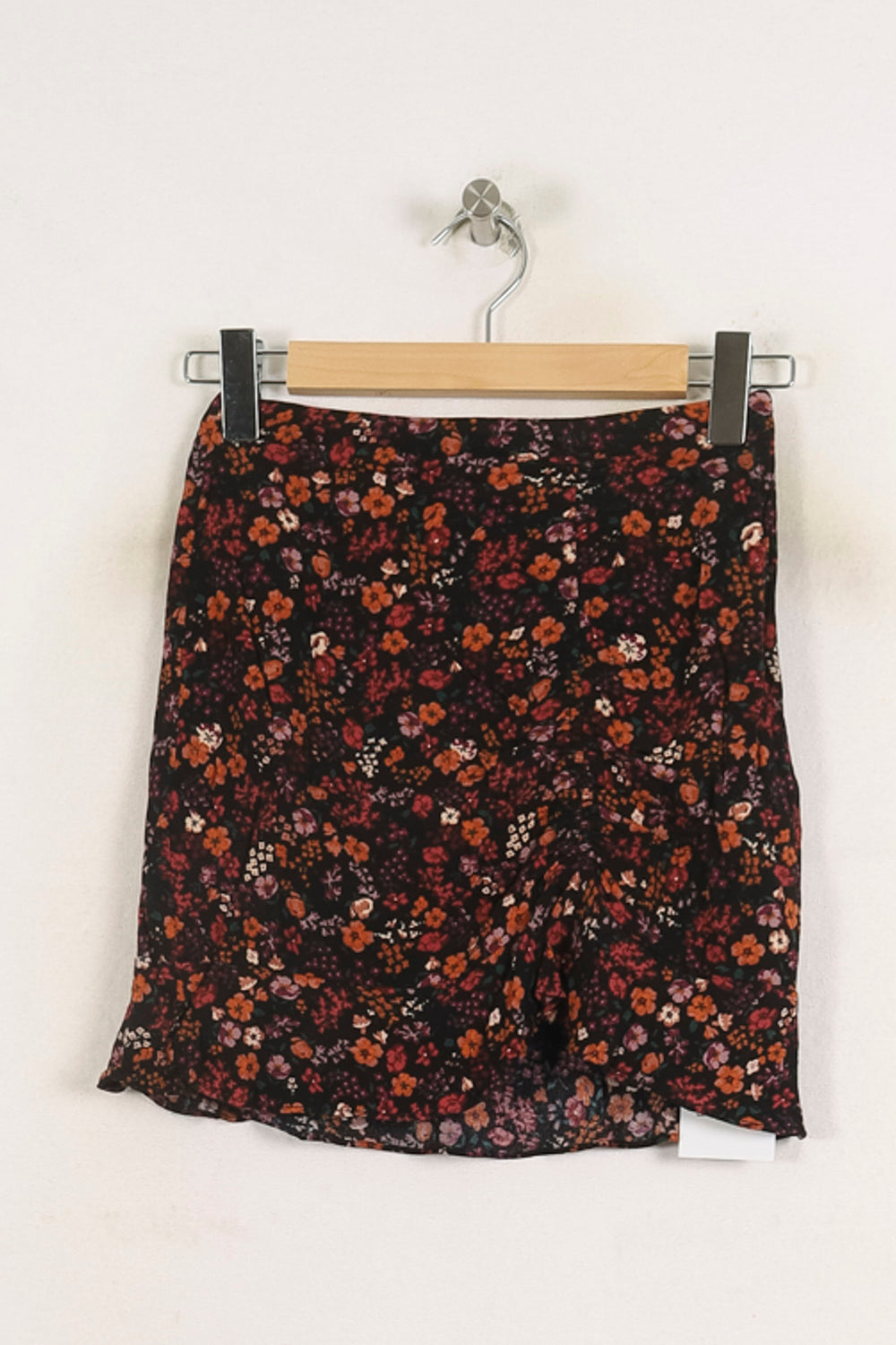 Jupe Noire et Fleurie - Taille XS/34 de la marque Petite Mendigote | PARAD78837 - Vendu par Paradigme - Image 2