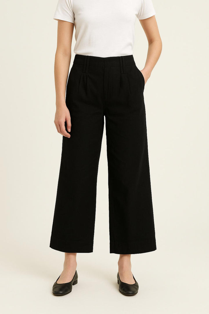 Pantalon Large Noir - Taille XS/34 de la marque La Fée Maraboutée | PARAD7941 - Vendu par Paradigme - Image 1