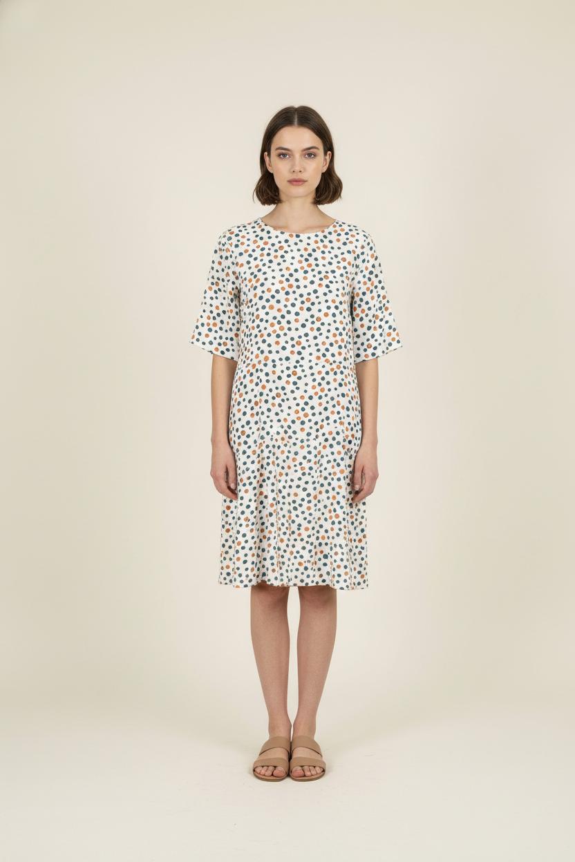 Robe Blanche à Pois Bleus et Oranges - Taille L/40 de la marque La Fée Maraboutée | PARAD80128 - Vendu par Paradigme - Image 1