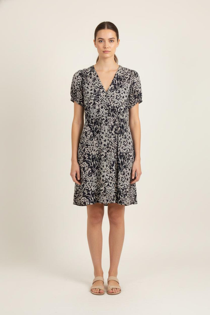 Robe Courte Noire et Blanche - Taille XS/34 de la marque ba&sh | PARAD80222 - Vendu par Paradigme - Image 1