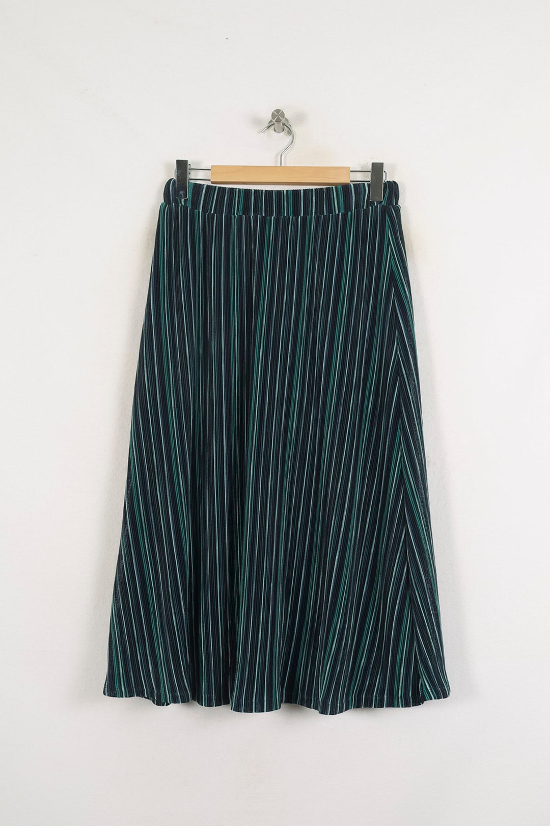 Jupe Plissée Noire et Verte - Taille XS/34 de la marque La Fée Maraboutée | PARAD80260 - Vendu par Paradigme - Image 2