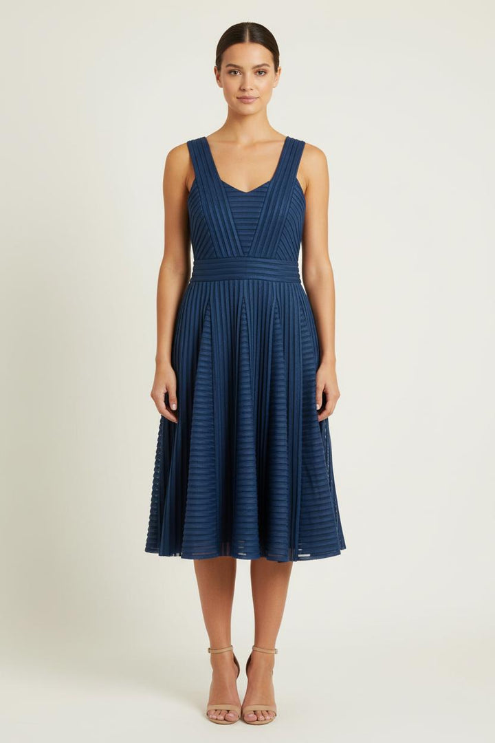 Robe Midi Bleue - Taille L/40 de la marque Maje | PARAD80607 - Vendu par Paradigme - Image 1