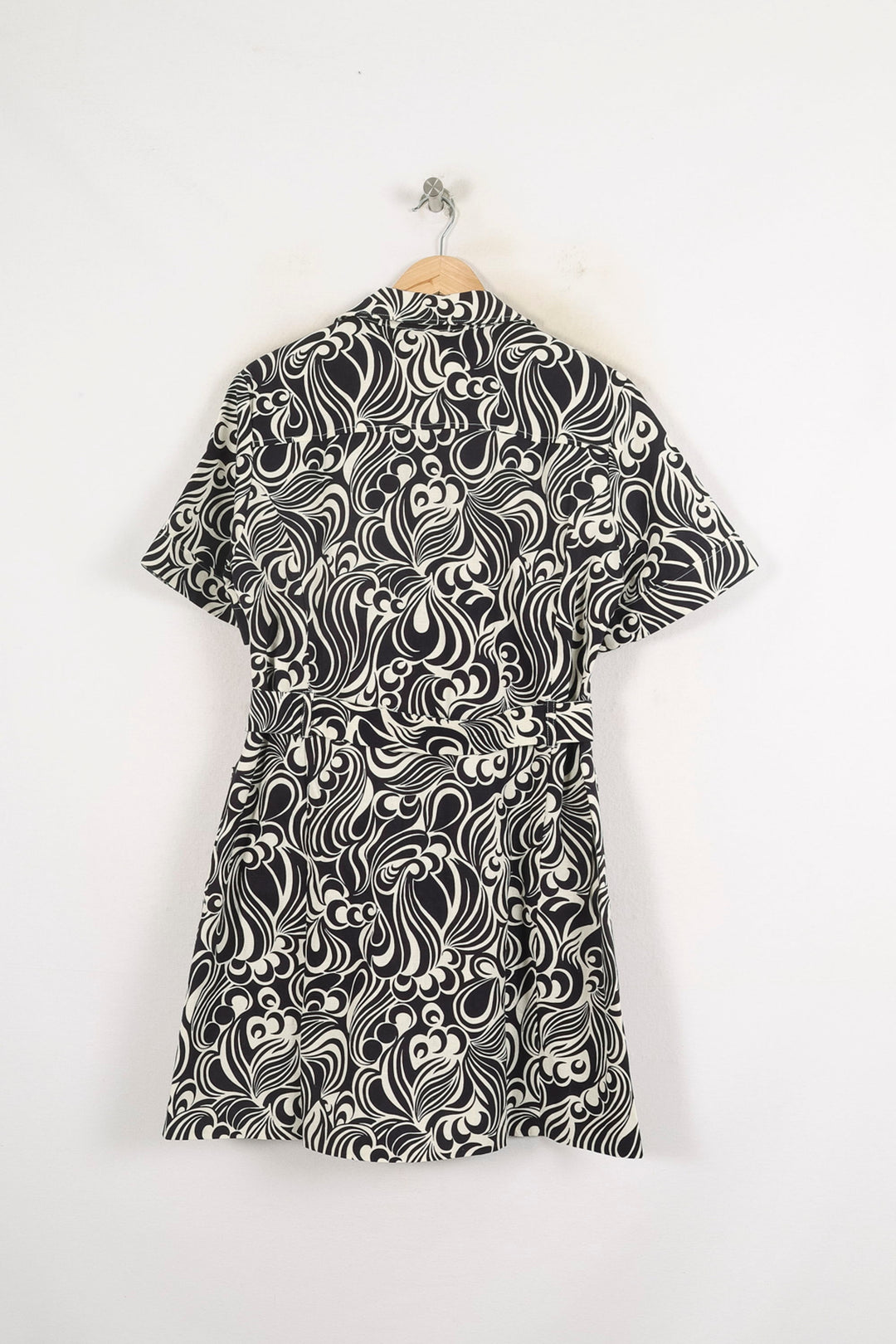 Robe Courte Noire et Blanche - Taille M/38 de la marque Tara Jarmon | PARAD80732 - Vendu par Paradigme - Image 4