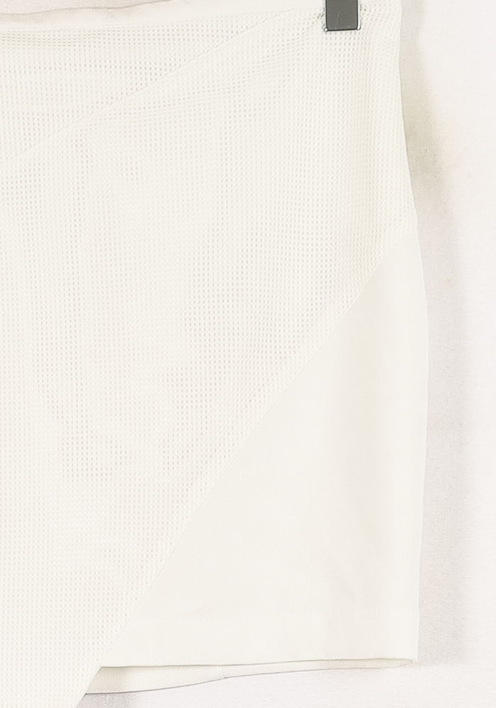 Jupe Courte Blanche - Taille M/38 de la marque IKKS | PARAD80941 - Vendu par Paradigme - Image 3