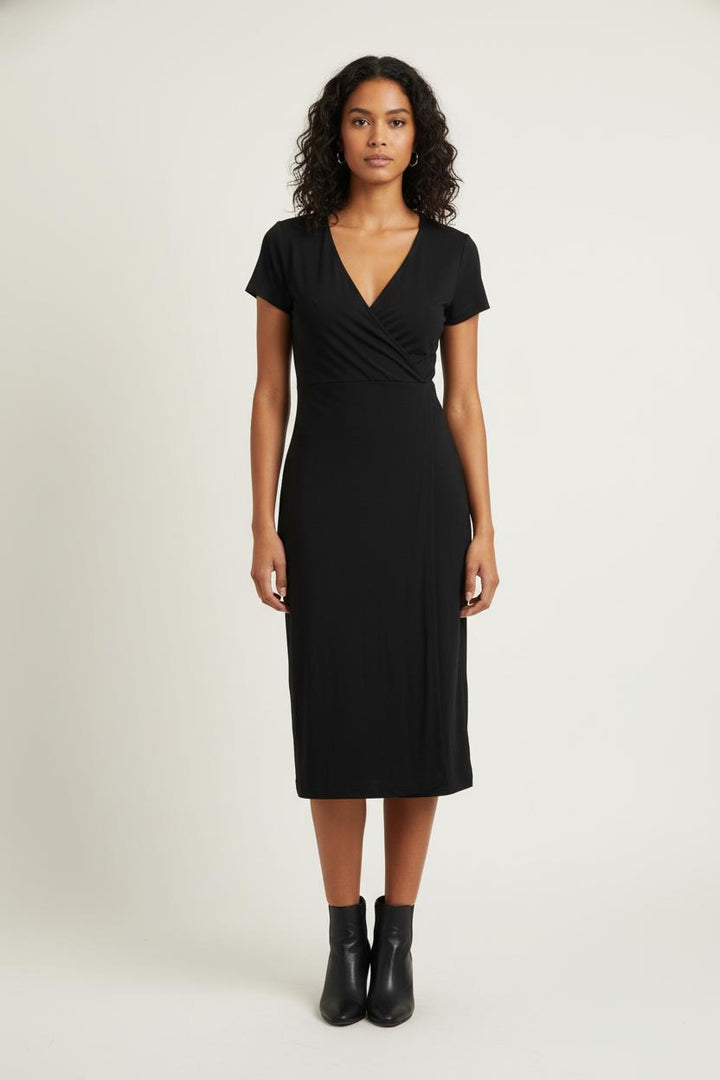 Robe Noire - Taille M/38 de la marque Closed | PARAD80943 - Vendu par Paradigme - Image 1