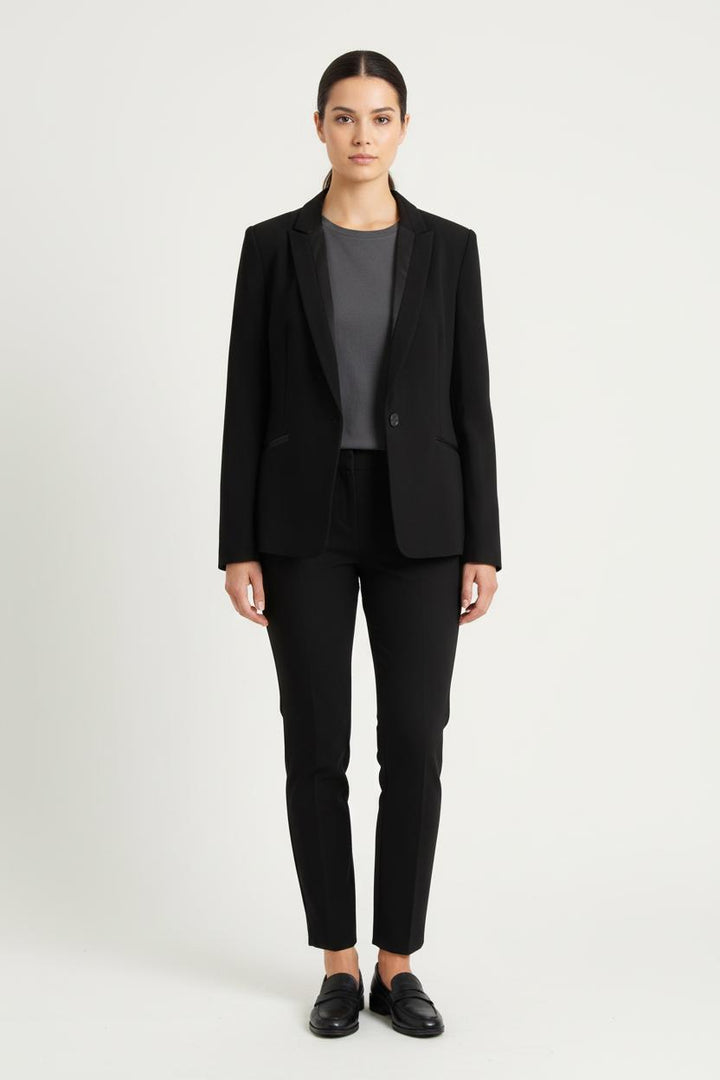 Veste Tailleur Noire - Taille XXXL/46 de la marque Maison 123 | PARAD81034 - Vendu par Paradigme - Image 1