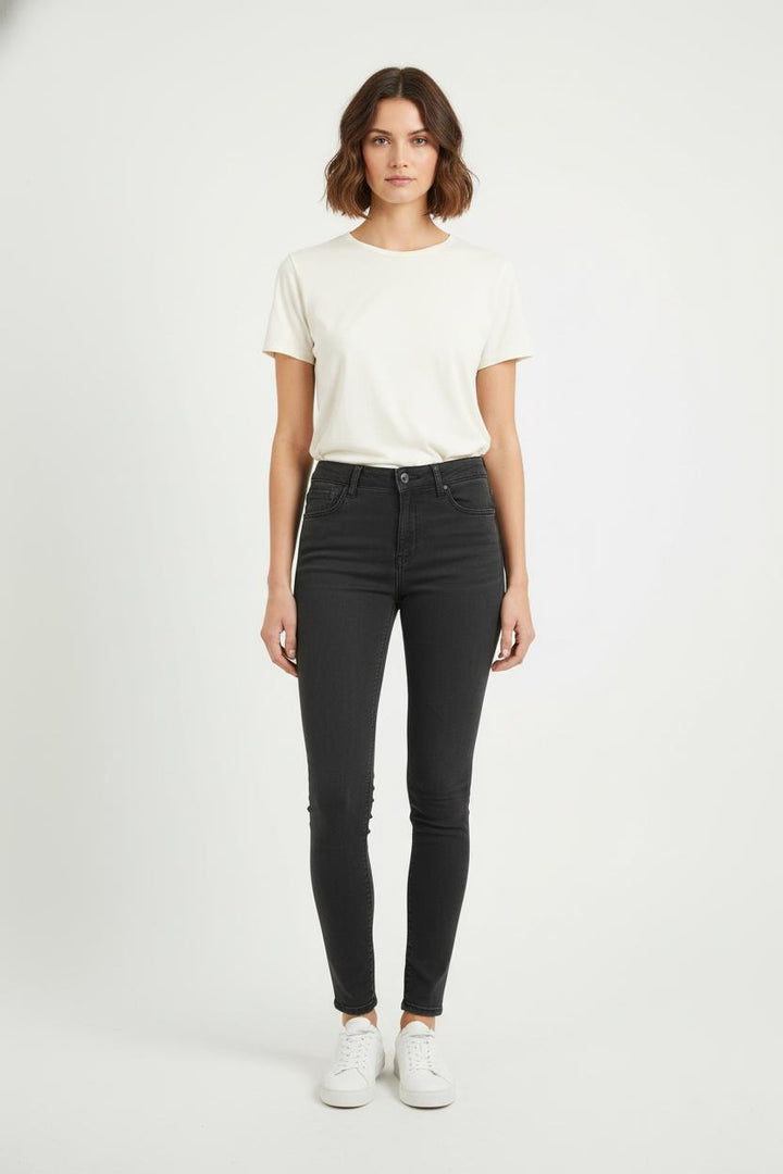 Jean Noir - Taille M/38 de la marque Caroll | PARAD81157 - Vendu par Paradigme - Image 1