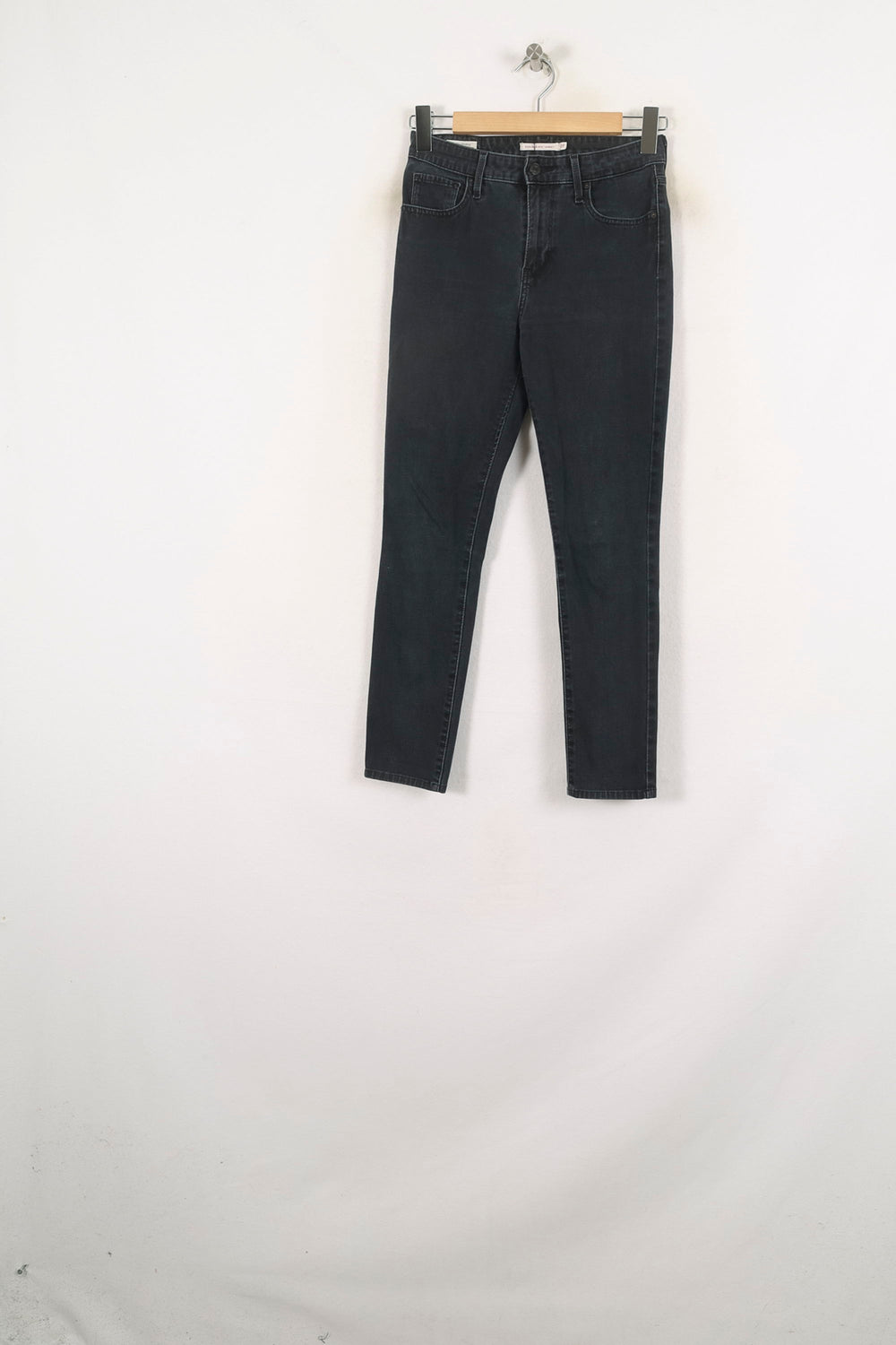 Jean Skinny Noir - Taille S/36 de la marque Levi's | PARAD81316 - Vendu par Paradigme - Image 2