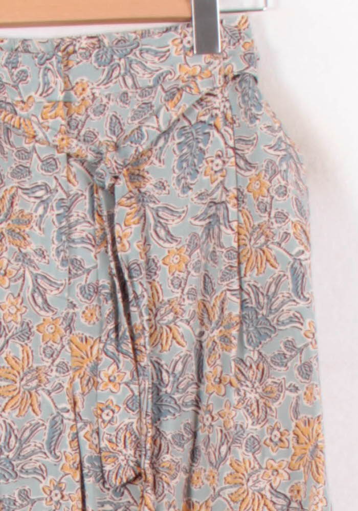 Short Vert et Jaune - Taille XS/34 de la marque Caroll | PARAD81453 - Vendu par Paradigme - Image 3